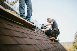 Local Roofers in Alquina, IN